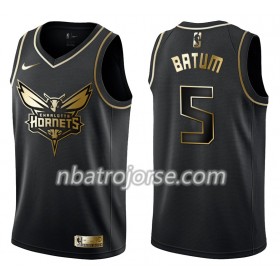Män Charlotte Hornets Tröja Nicolas Batum 5 Nike Svart Guld Edition Swingman